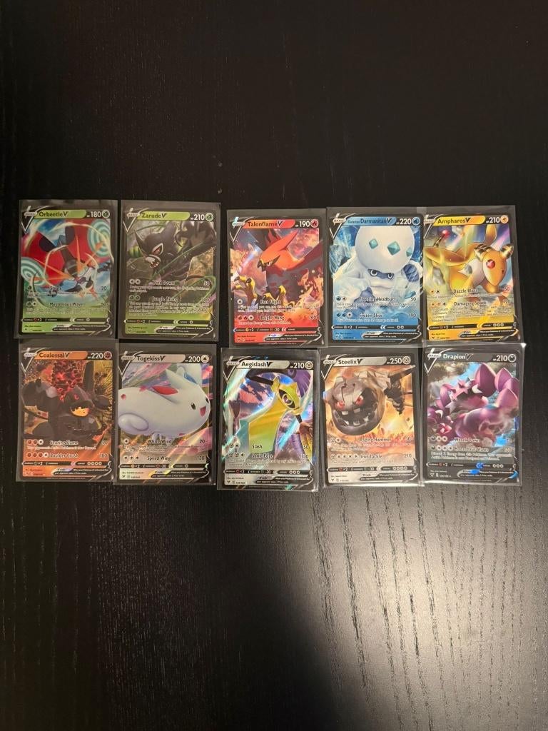 Vivid Voltage Pokémon V Kaarten, Ophalen of Verzenden, Nieuw, Meerdere kaarten, Foil