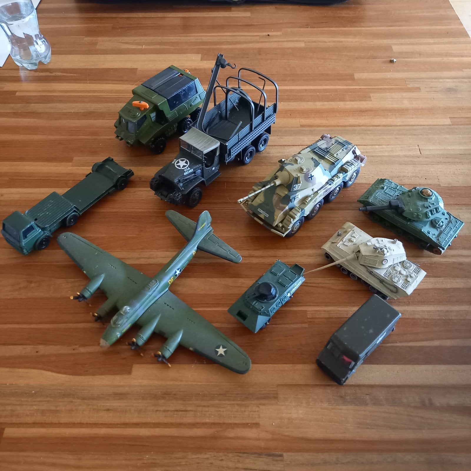 Mooie selectie oude militaire modelvoertuigen, Ophalen of Verzenden, Gebruikt
