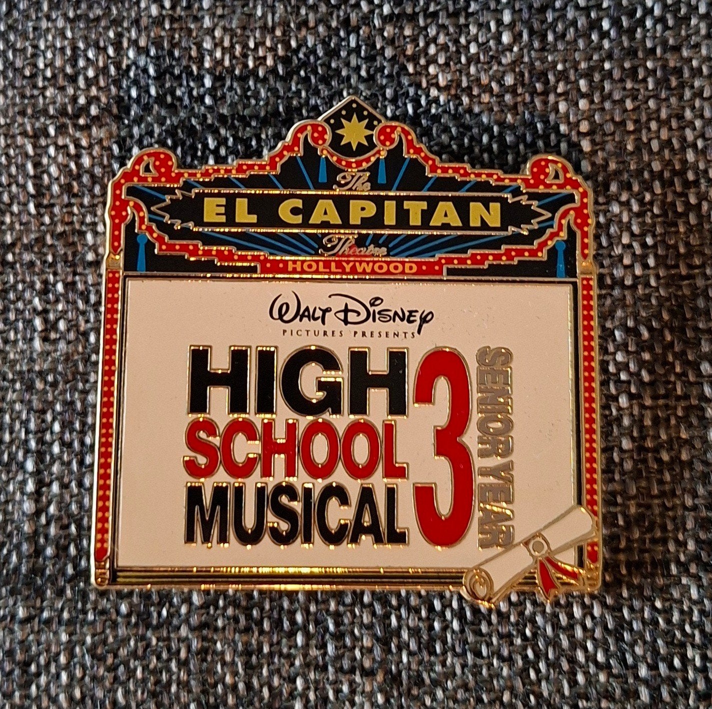 High School Musical 3 El Capitan Hollywood LE pin - Disney, Ophalen of Verzenden, Zo goed als nieuw, Speldje of Pin