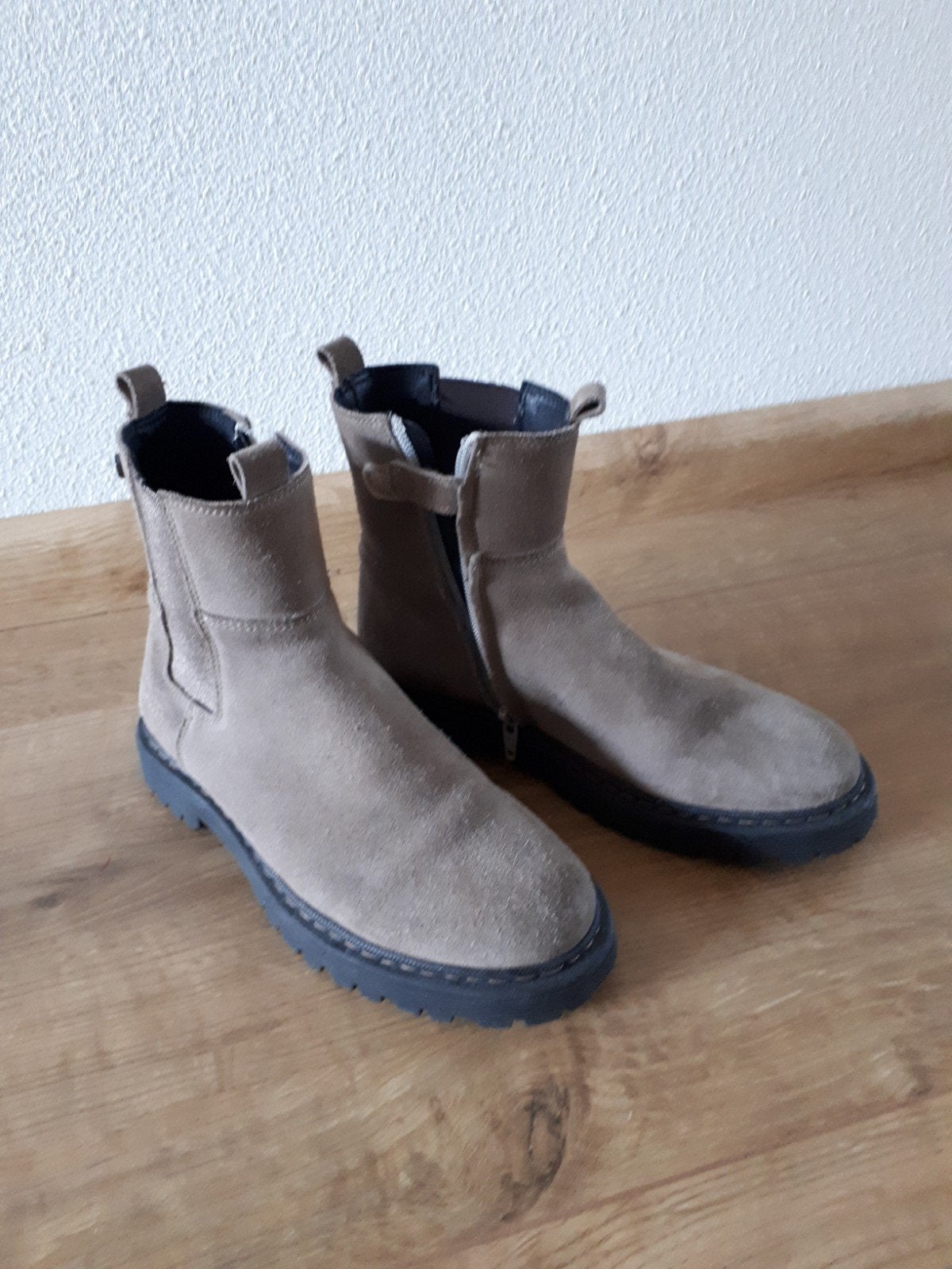 Meisjesschoenen maat 32, Kinderen en Baby's, Kinderkleding | Schoenen en Sokken, Ophalen, Zo goed als nieuw, Meisje, Laarzen