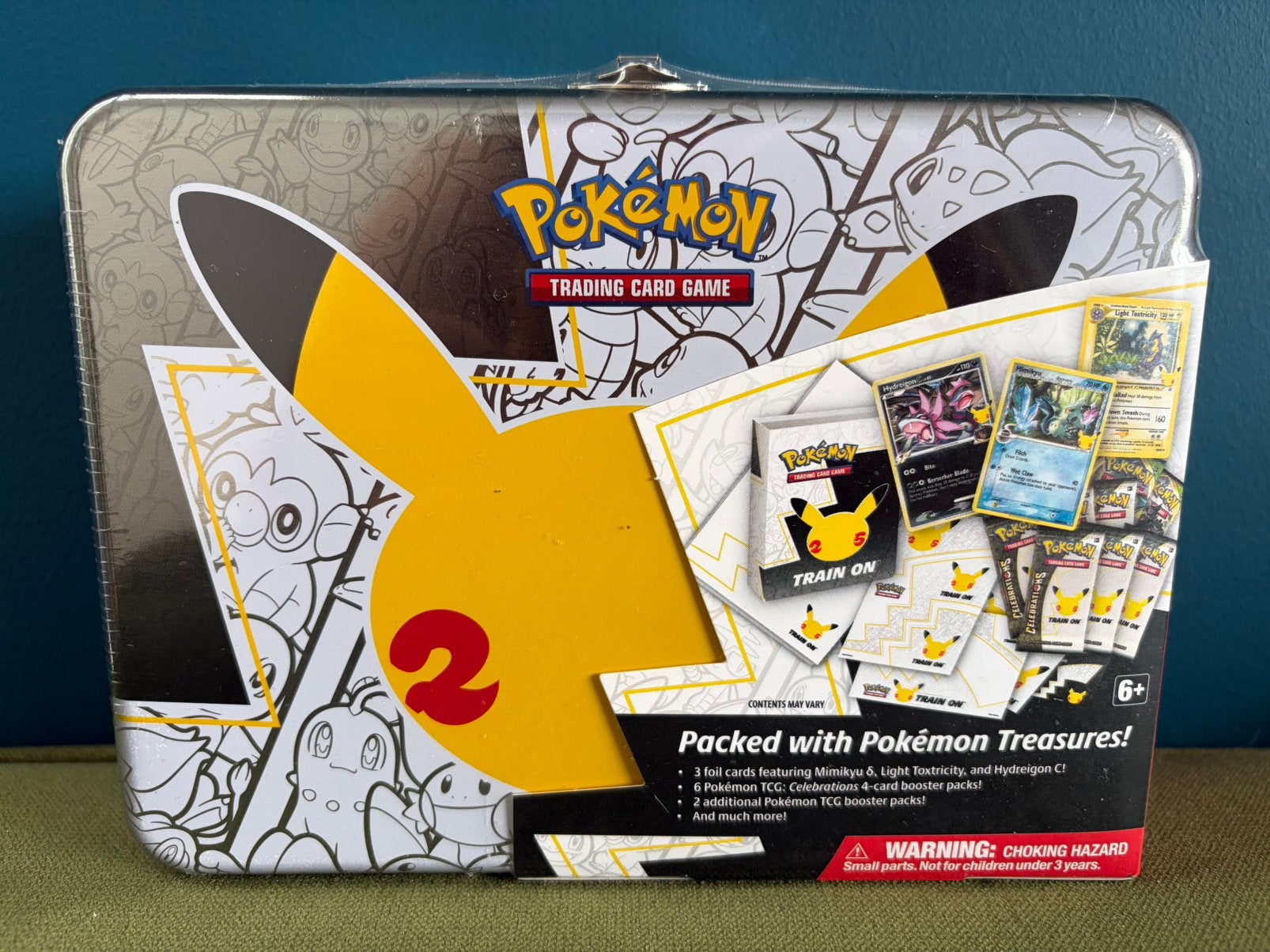 Pokemon Celebrations Collector Chest 25th anniversary, Ophalen of Verzenden, Nieuw
