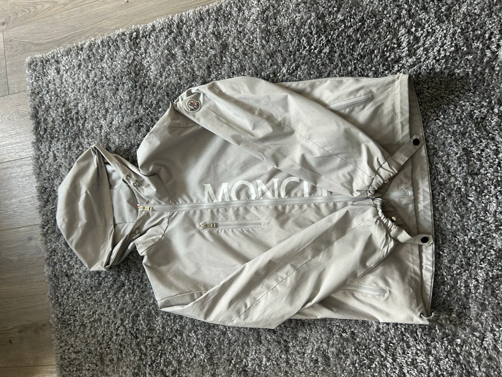 Moncler jas maat M (label L), Kleding | Heren, Ophalen of Verzenden, Zo goed als nieuw, Maat 48/50 (M), Overige kleuren