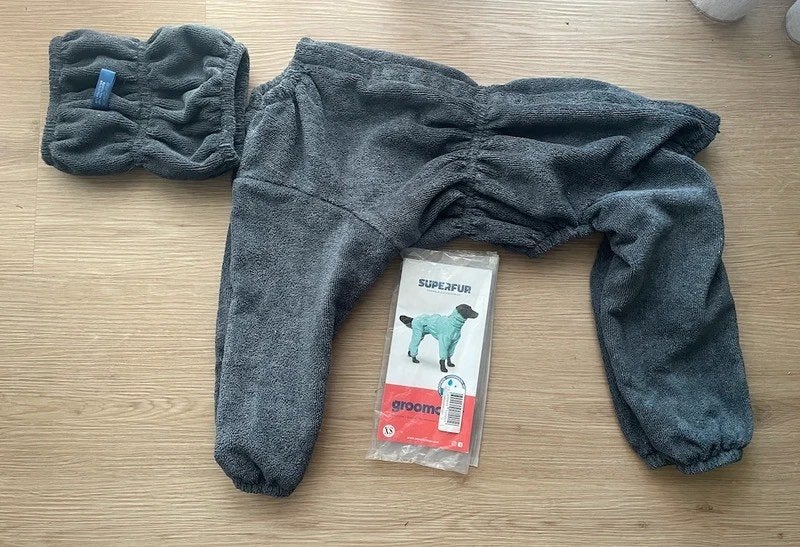 SuperFurDogs Groomcoat met capuchon XS, Dieren en Toebehoren, Overige merken, XS, Hondenbadjas, Ophalen of Verzenden