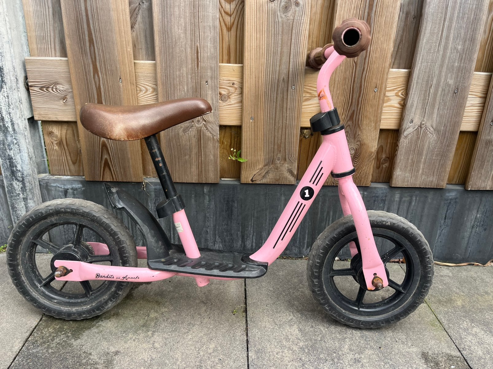 Roze loopfiets, Ophalen, Gebruikt, Loopfiets