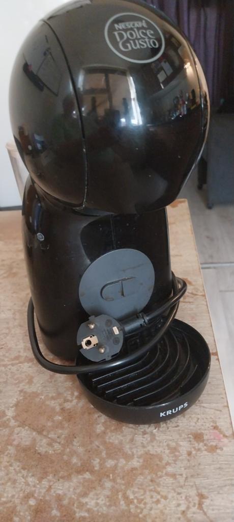 Nescafé Dolce Gusto Krups koffiezetapparaat, Koffiepads en cups, Gebruikt, Koffiemachine, Ophalen of Verzenden