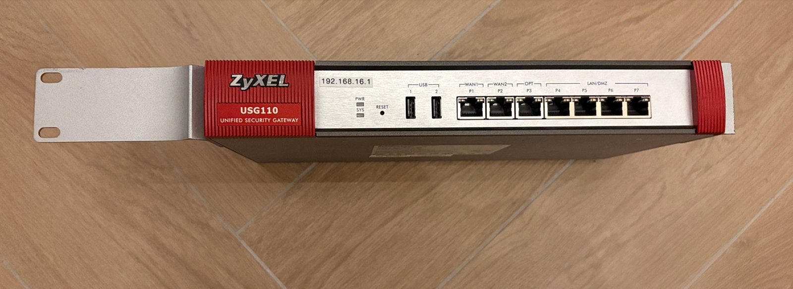 Zyxel USG110 Unified Security Gateway - Mist adapter, Computers en Software, Ophalen of Verzenden, Gebruikt, Router