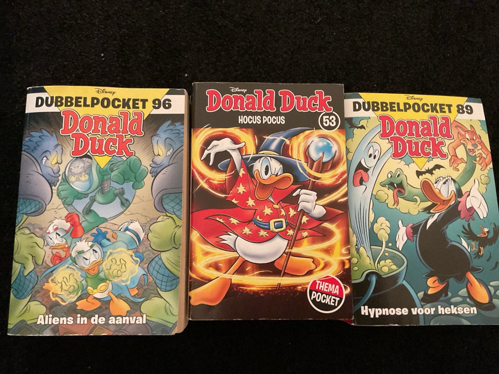 Donald Duck Dubbelpocket en Themapocket - 3 stuks, Boeken, Meerdere stripboeken, Ophalen, Gelezen