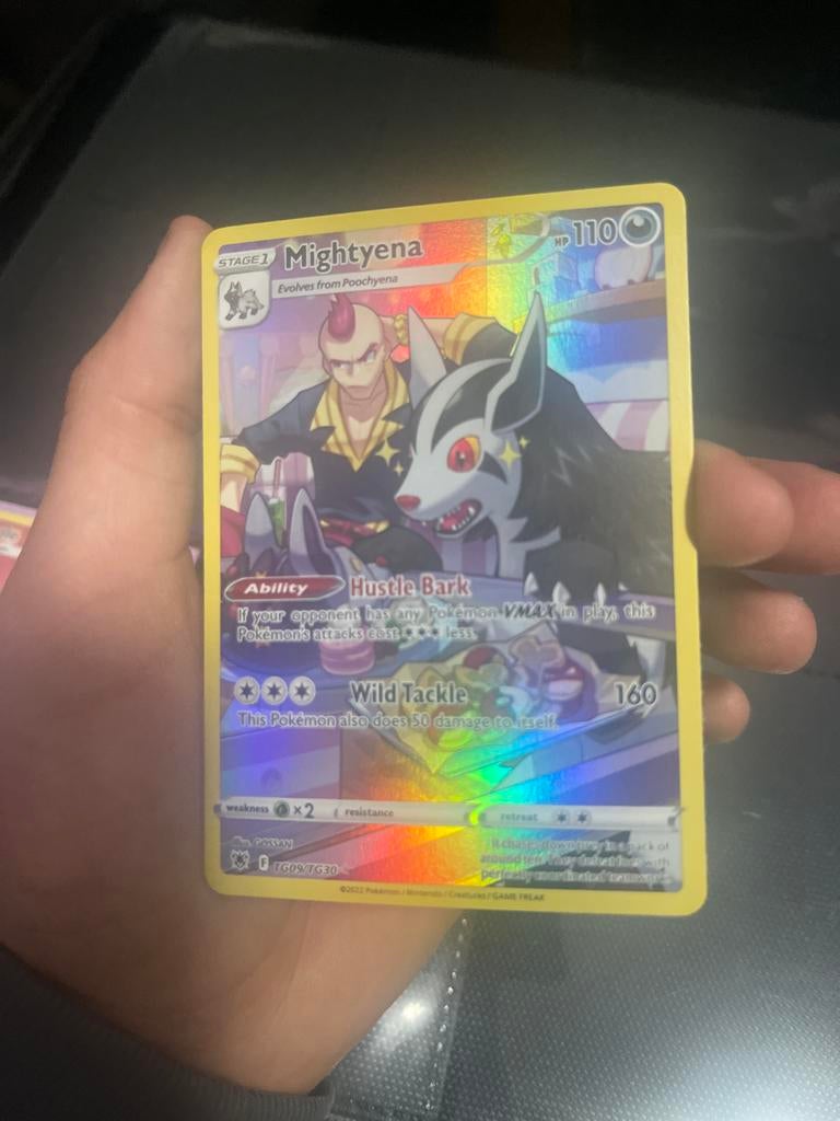 Mightyena 069/160 Pokémon kaart - Silver Tempest, Ophalen, Zo goed als nieuw, Losse kaart, Foil