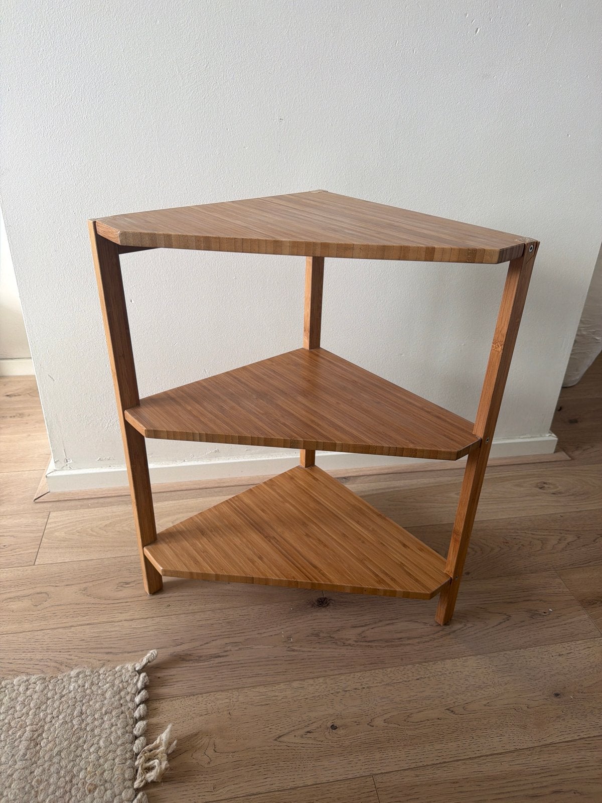 Bamboe hoekrekje met 3 planken ikea ragrund, Ophalen of Verzenden, Gebruikt