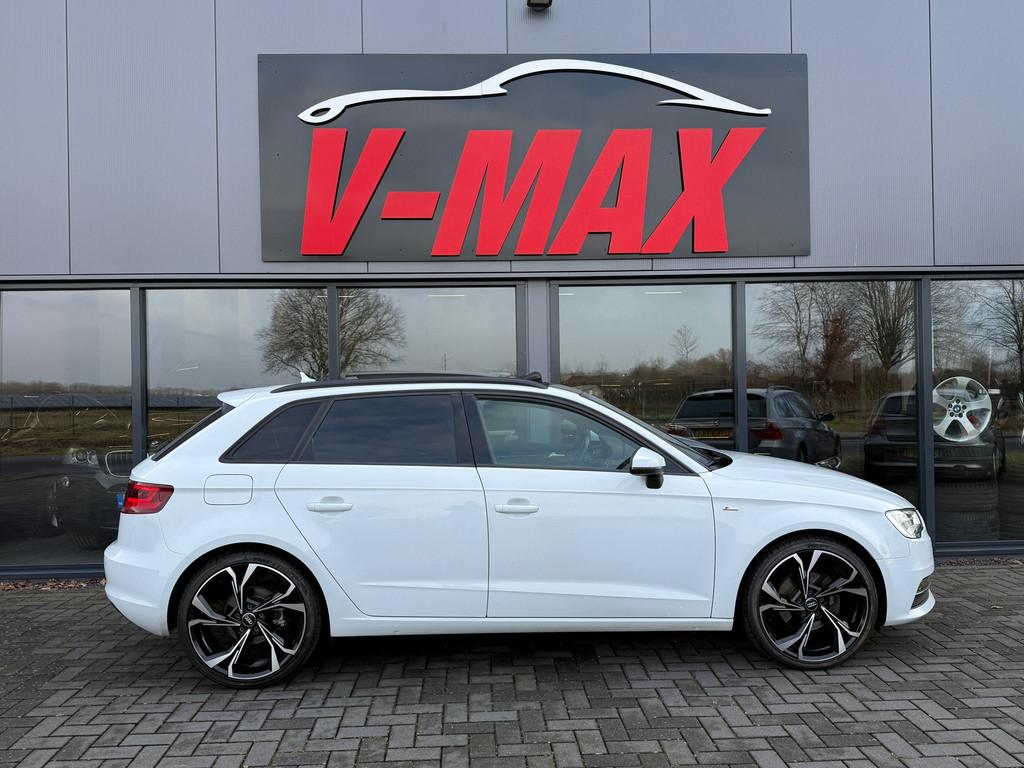 Audi A3 Sportback 1.4 TFSI S-Line Navi Panorama LED Stoelvw, Euro 5, Gebruikt, Zwart, 4 cilinders