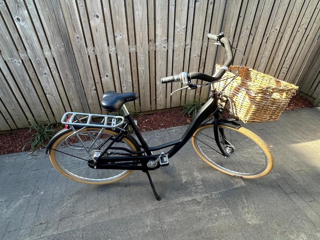 Avalon damesfiets / moederfiets matzwart met transportrek, Versnellingen, Zo goed als nieuw, 50 tot 53 cm, Ophalen