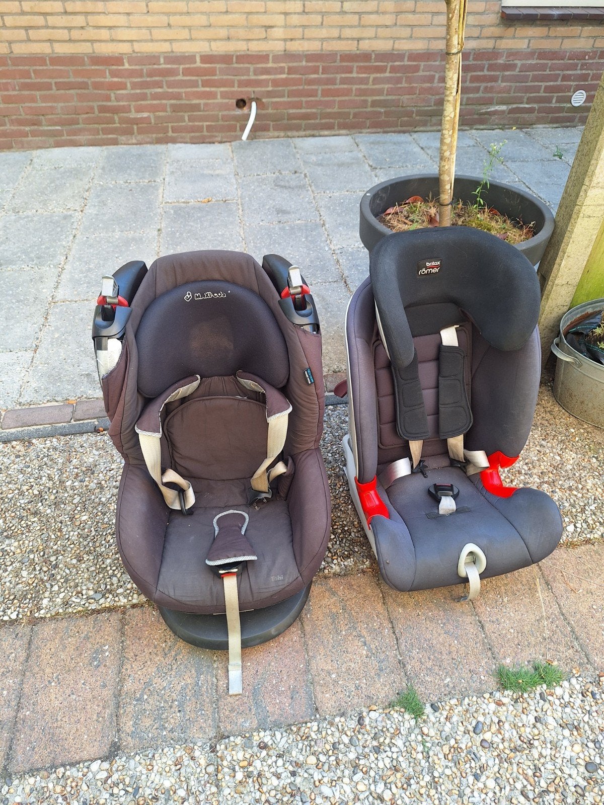 Maxi-Cosi Tobi en Britax Römer autostoelen (set), Kinderen en Baby's, Autostoeltjes, 9 t/m 18 kg, Verstelbare rugleuning, Ophalen of Verzenden