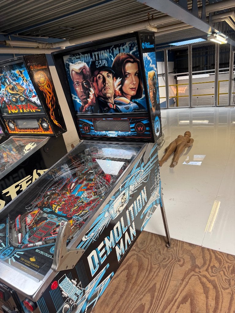 Demolition Man flipperkast, Ophalen, Gebruikt, Bally, Dot-matrix