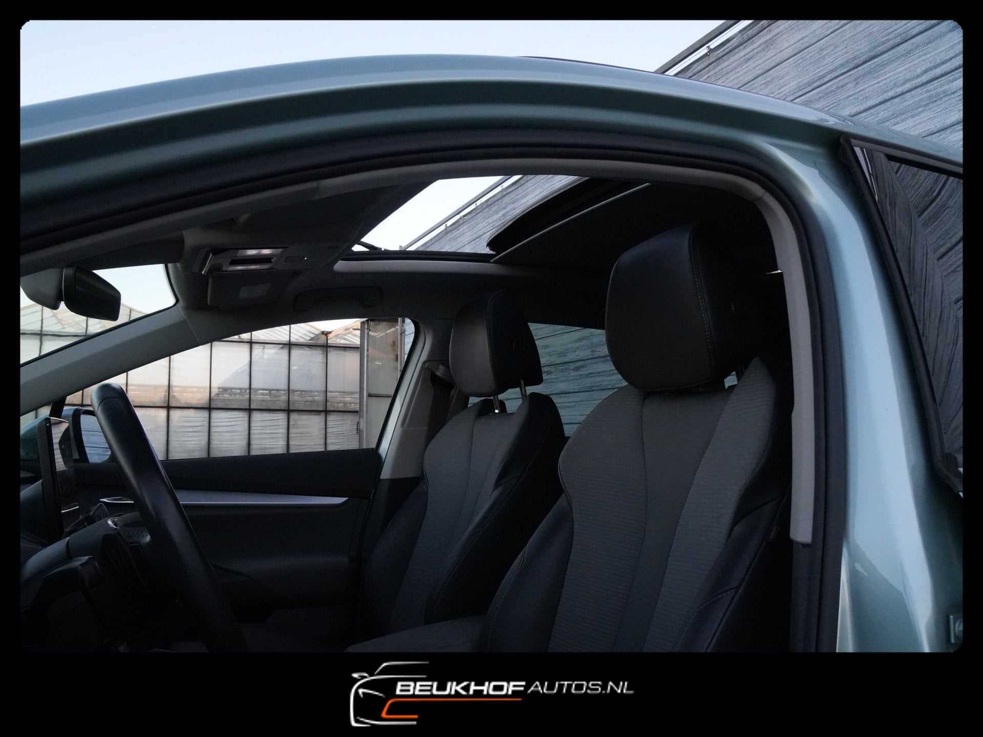 Foto 8 van Skoda Enyaq iV 60 Carplay Navi Pano Leer Camera Soh 93.5%.