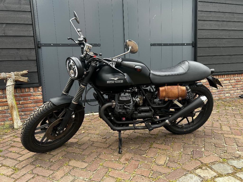 Nette Moto Guzzi V50 Nato - cafe racer - belastingvrij, Motoren, Motoren | Moto Guzzi, 2 cilinders, LED Verlichting, Motorrijbewijs A