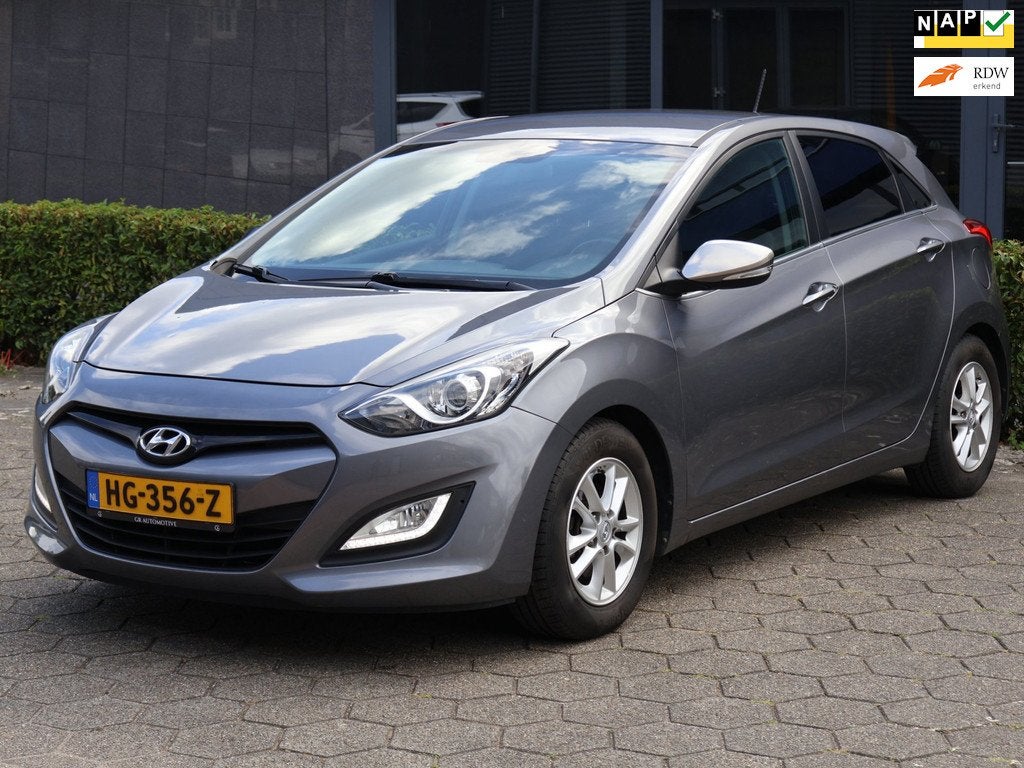 Hyundai I30 1.6 GDI i-Motion Plus|Camera|Nav|Cruise|Climate|, Auto's, Hyundai, Voorwielaandrijving, Euro 5, Gebruikt, 4 cilinders