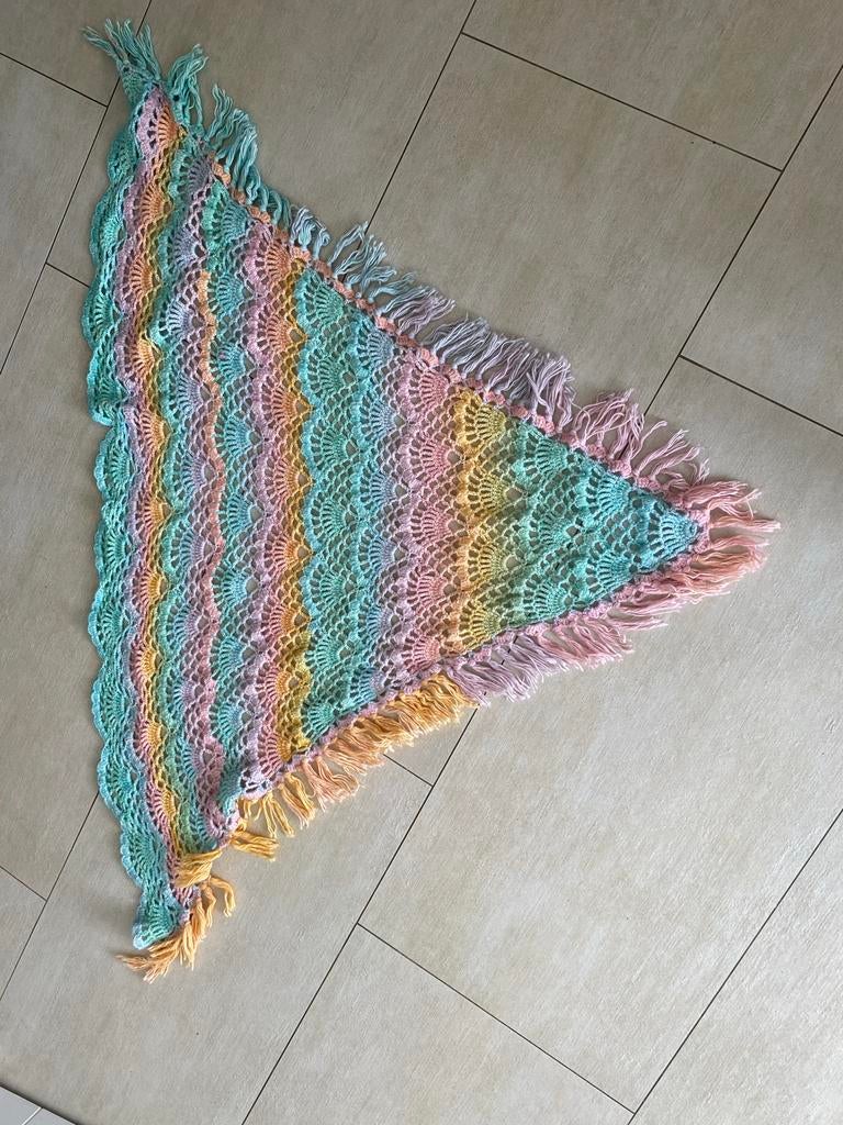 Gehaakte Boho Regenboog Sjaal / Omslagdoek, Ophalen of Verzenden, Nieuw