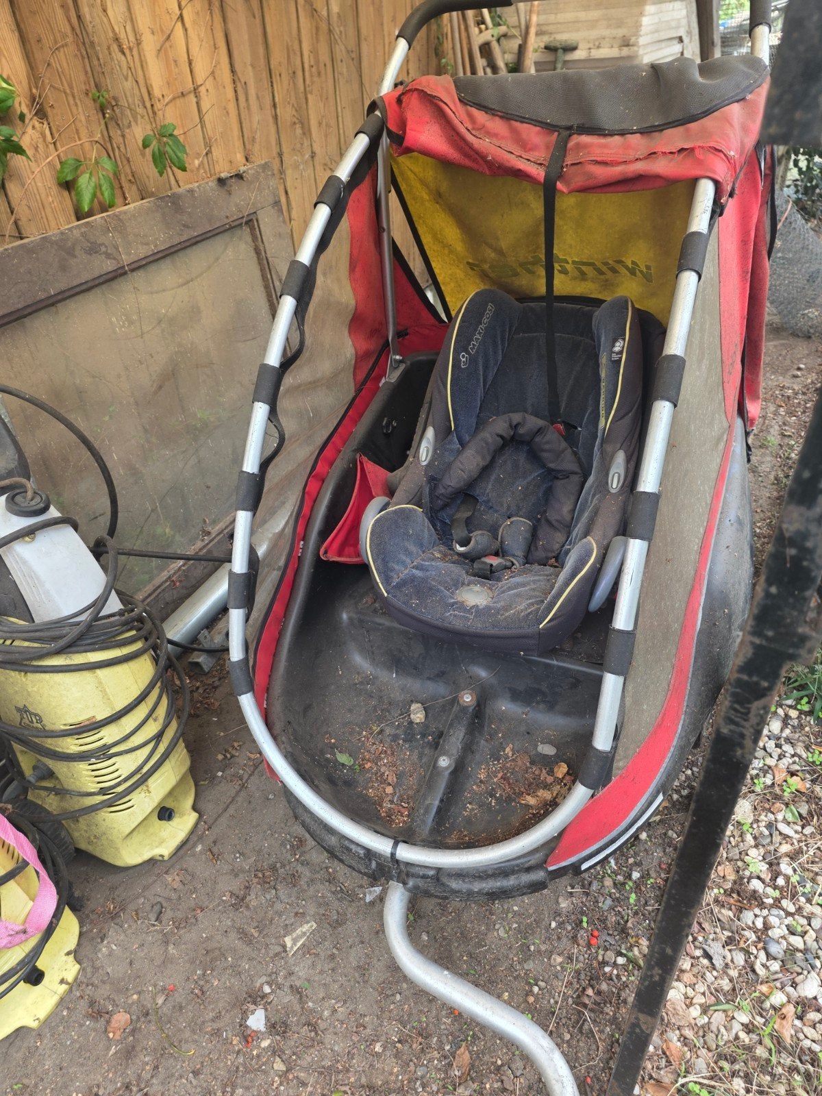 Dolphin Kinderkar met babyzitje, Ophalen, Gebruikt, Opvouwbaar, 20 tot 40 kg