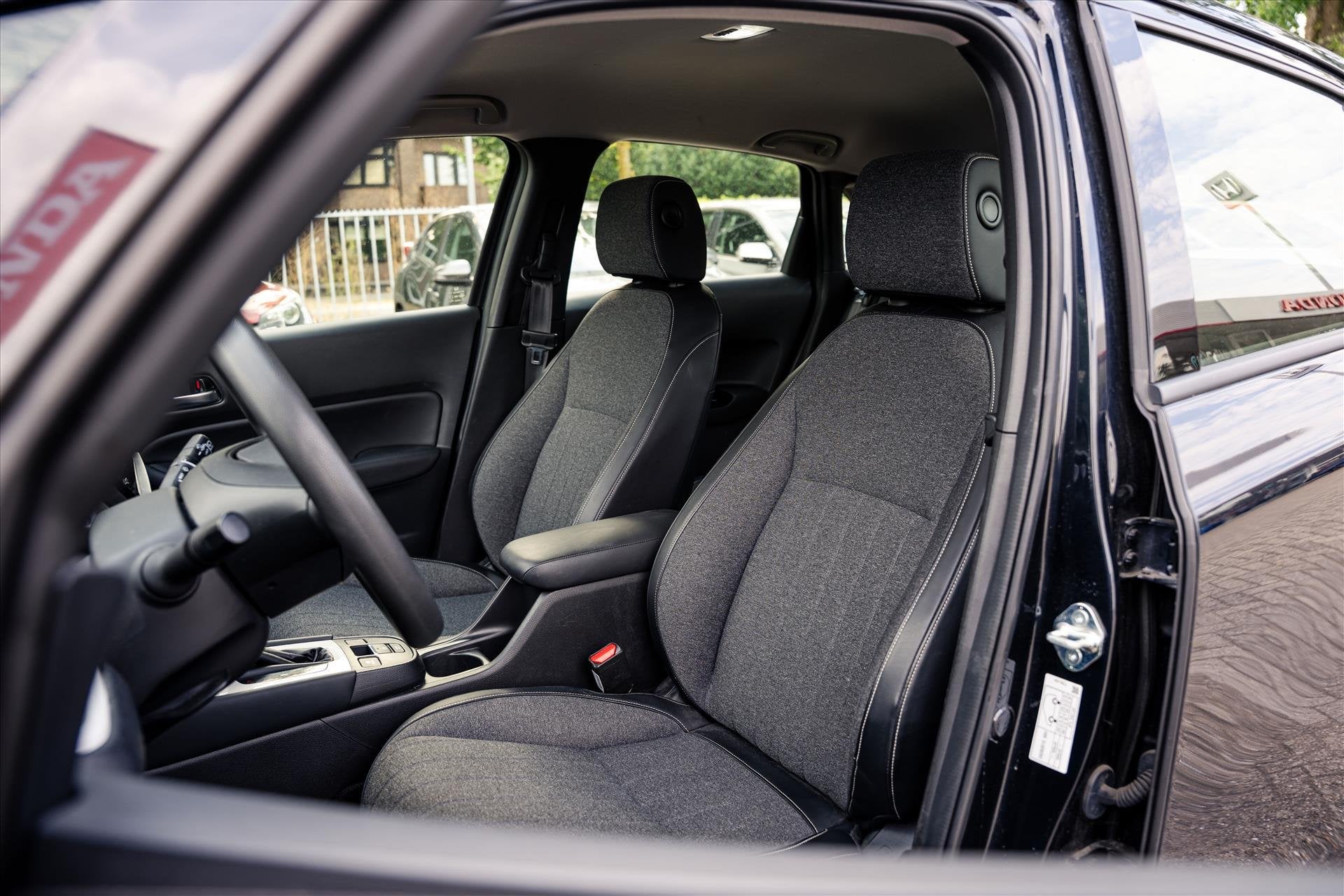 Honda Jazz 1.5 Full Hybrid Comfort | NL auto | Volledig deal, Auto's, Dealer onderhouden, Stof, Blauw, LED verlichting