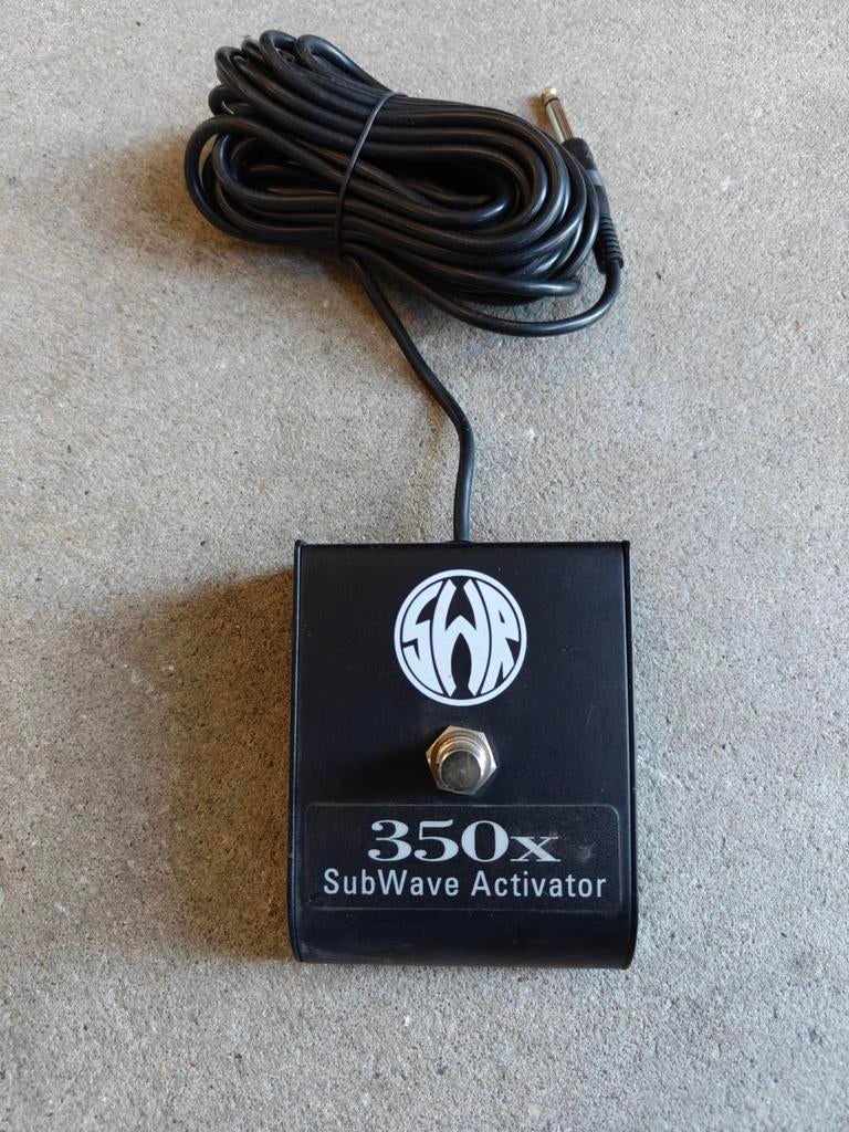 SWR.  350 X SUBWAVE ACTIVATOR, Muziek en Instrumenten, Ophalen of Verzenden
