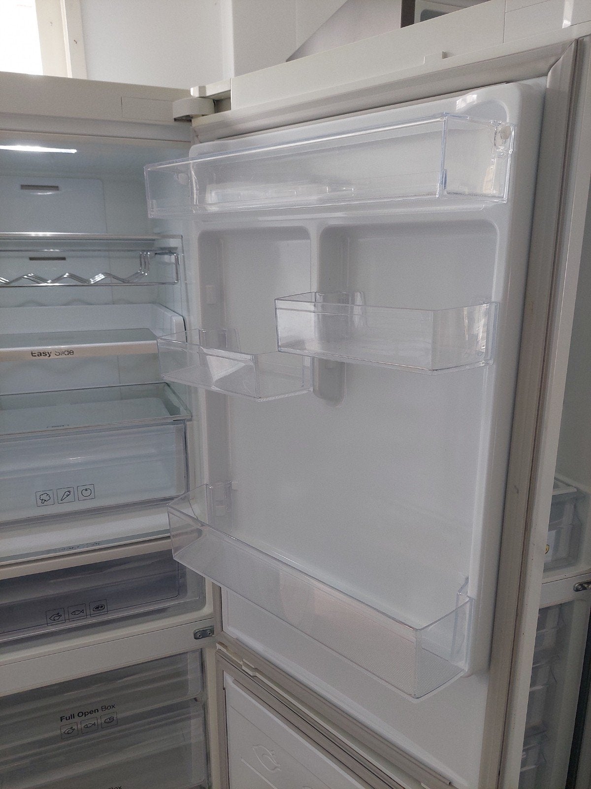 Foto 6 van Samsung vriescombinatie in nette staat