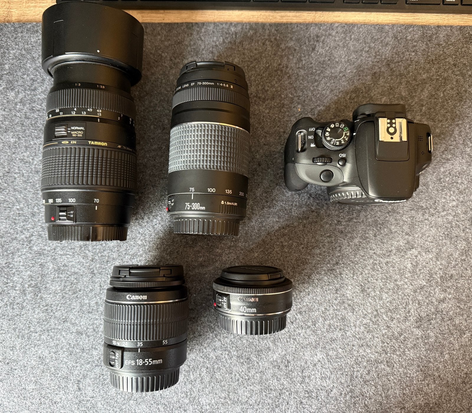 Canon EOS 100D incl 4 lenzen, Tripod, schoudersling en tas., Spiegelreflex, Canon, 18 megapixels, Ophalen of Verzenden