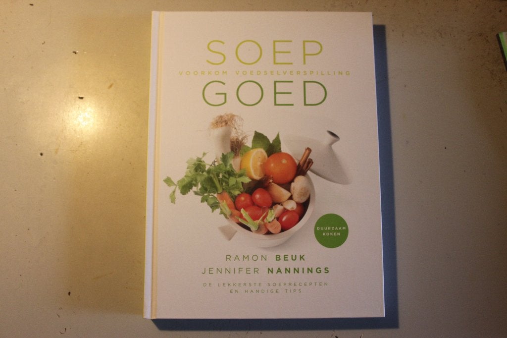 502y - boek - soep goed - ramon beuk / jennifer nannings, Ophalen of Verzenden, Gelezen