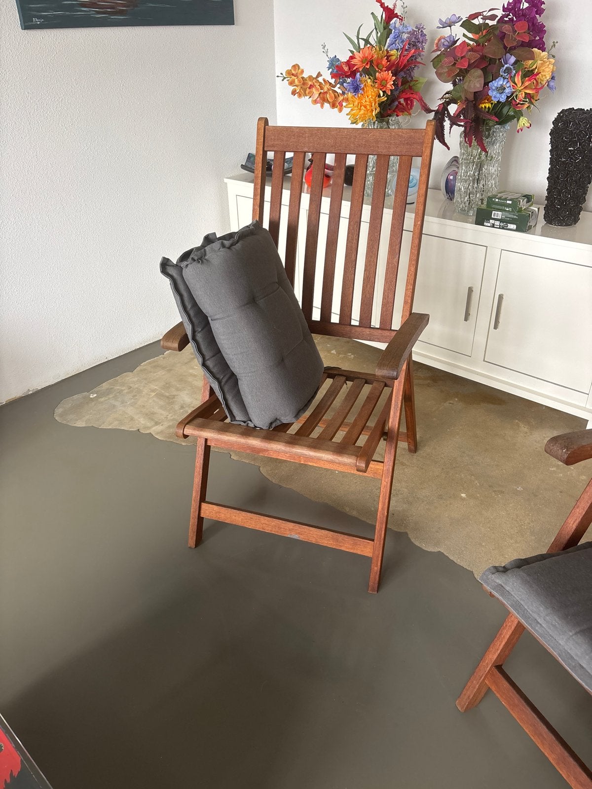 Twee houten tuinstoelen met kussens, Ophalen, Gebruikt, Twee, Bruin