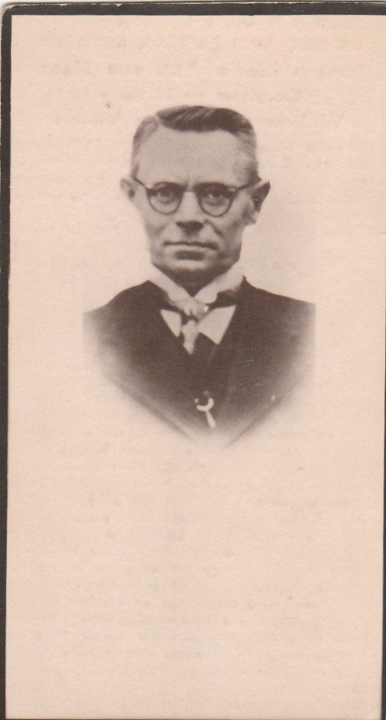 van nuenen 2   stuks-1940-1948, Ophalen of Verzenden, Bidprentje
