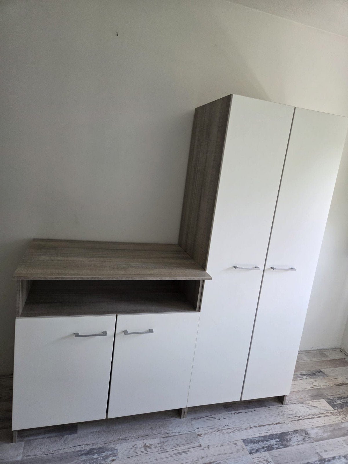 Kommode en kledingkast, zo goed als nieuw, 100 tot 150 cm, 200 cm of meer, Zo goed als nieuw, Overige houtsoorten