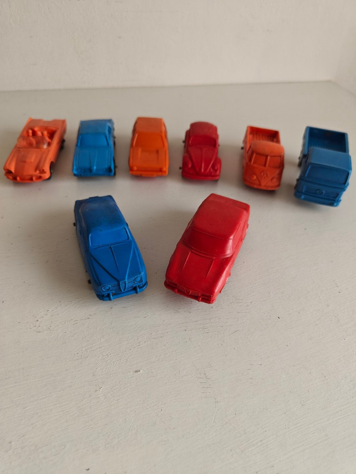 Vintage plastic speelgoedauto's - diverse modellen, Hobby en Vrije tijd, Modelauto's | 1:43, Ophalen of Verzenden