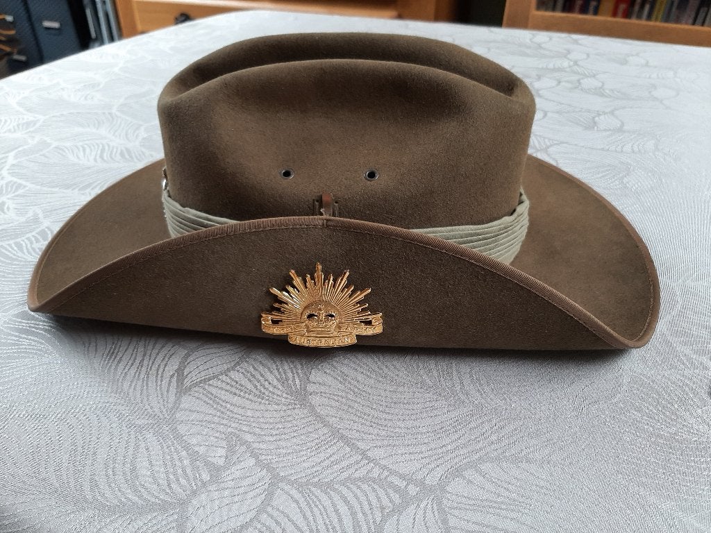 australische 'Mountcastel'originele legerhoed M59, Verzenden, Landmacht, Overige gebieden, Helm of Baret