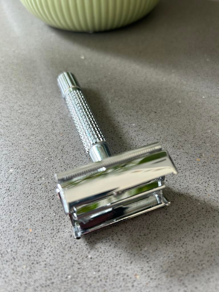 Safety Razor - Klassiek Veiligheidsscheermes, Ophalen of Verzenden, Zo goed als nieuw, Overige typen