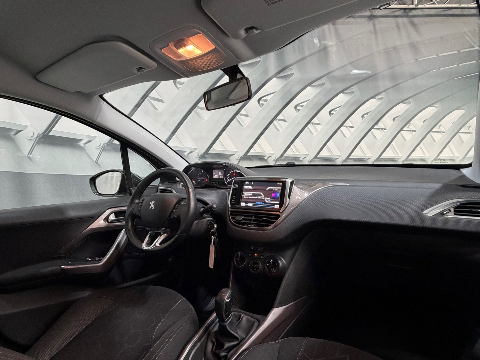 Peugeot 2008 1.6 VTi Active, Auto's, Voorwielaandrijving, Euro 5, Stof, Gebruikt