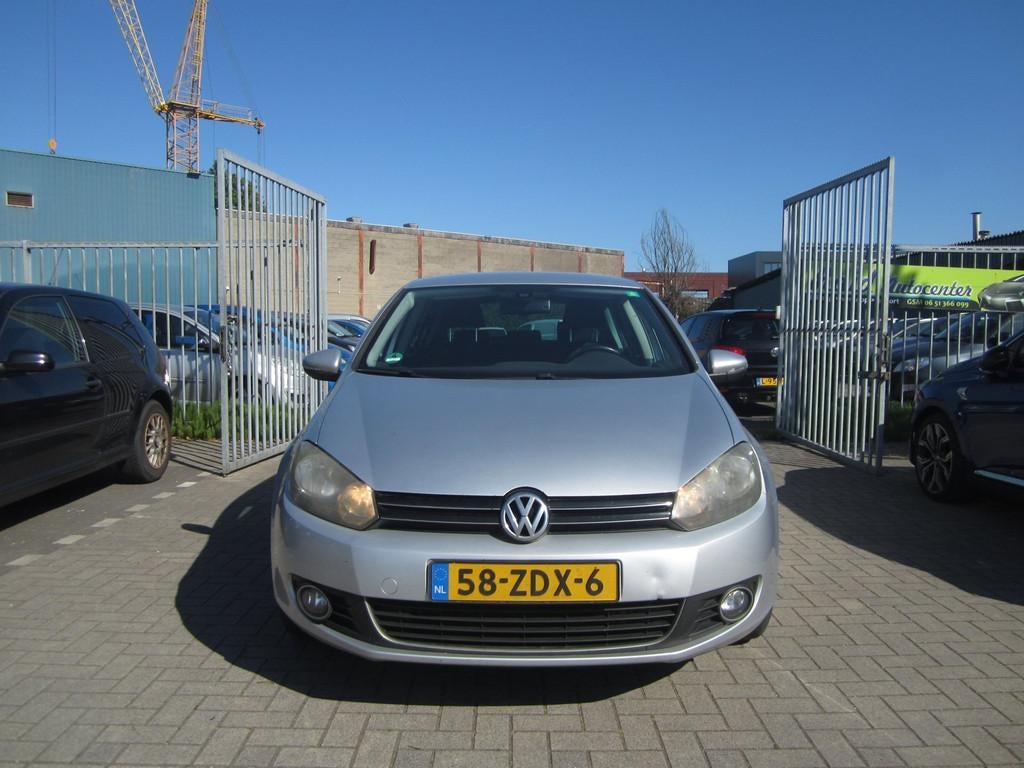 Volkswagen Golf 1.6 TDI Highline BlueMotion, Auto's, Volkswagen, Voorwielaandrijving, Euro 5, Gebruikt, 4 cilinders