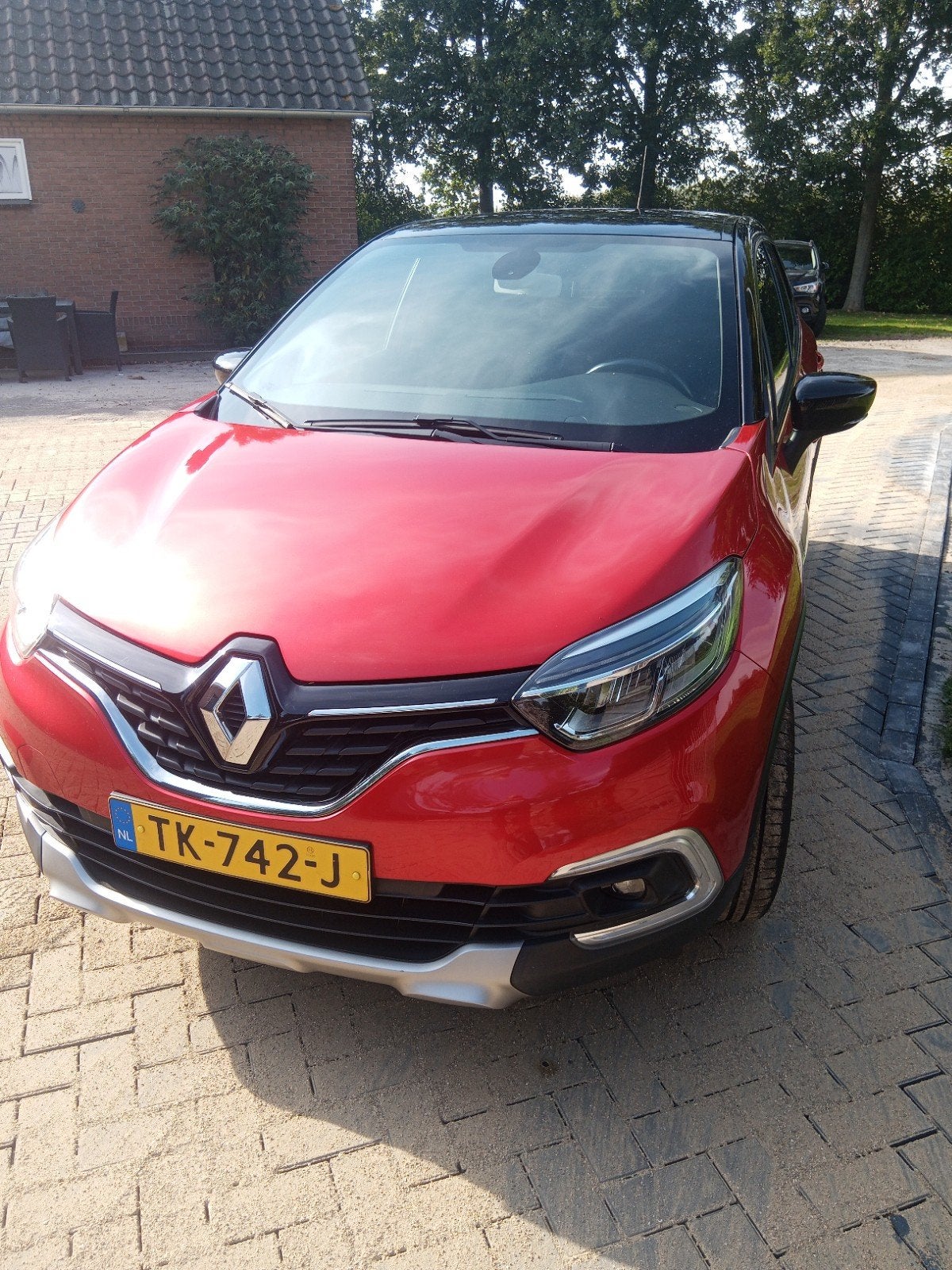 Foto 3 van Renault Captur 0.9 TCE 90 2018 Rood