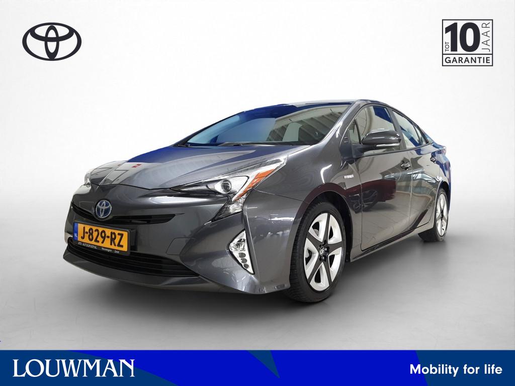 Toyota Prius 1.8 Dynamic | Navigatie | Camera | LM Velgen |, 12 maanden, Stof, 122 pk, Bedrijf