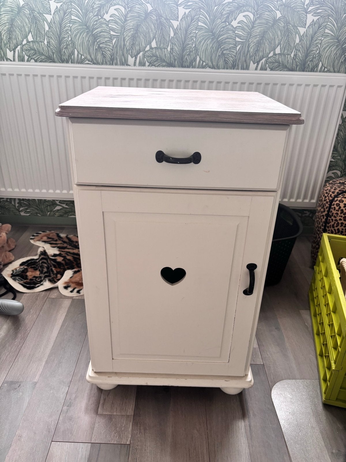Kastje met lade en deurtje, hartjesuitsparing, Ophalen, Gebruikt, Minder dan 45 cm, 55 tot 70 cm