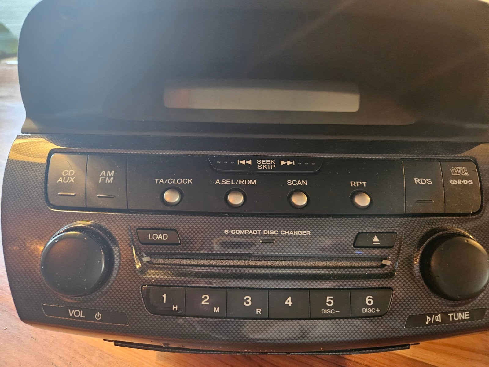 Mitsubishi Electric Autoradio CD-wisselaar  Honda F-RV, Ophalen