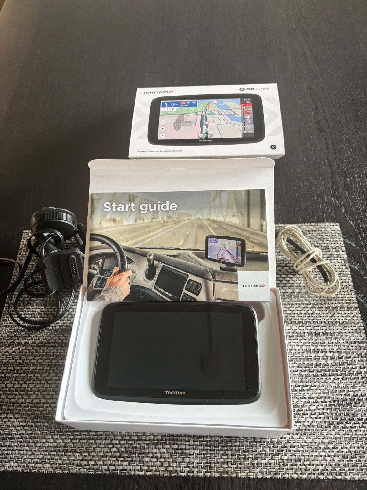 Tomtom expert 6 inch vrachtwagen navigatie, Ophalen of Verzenden, Zo goed als nieuw