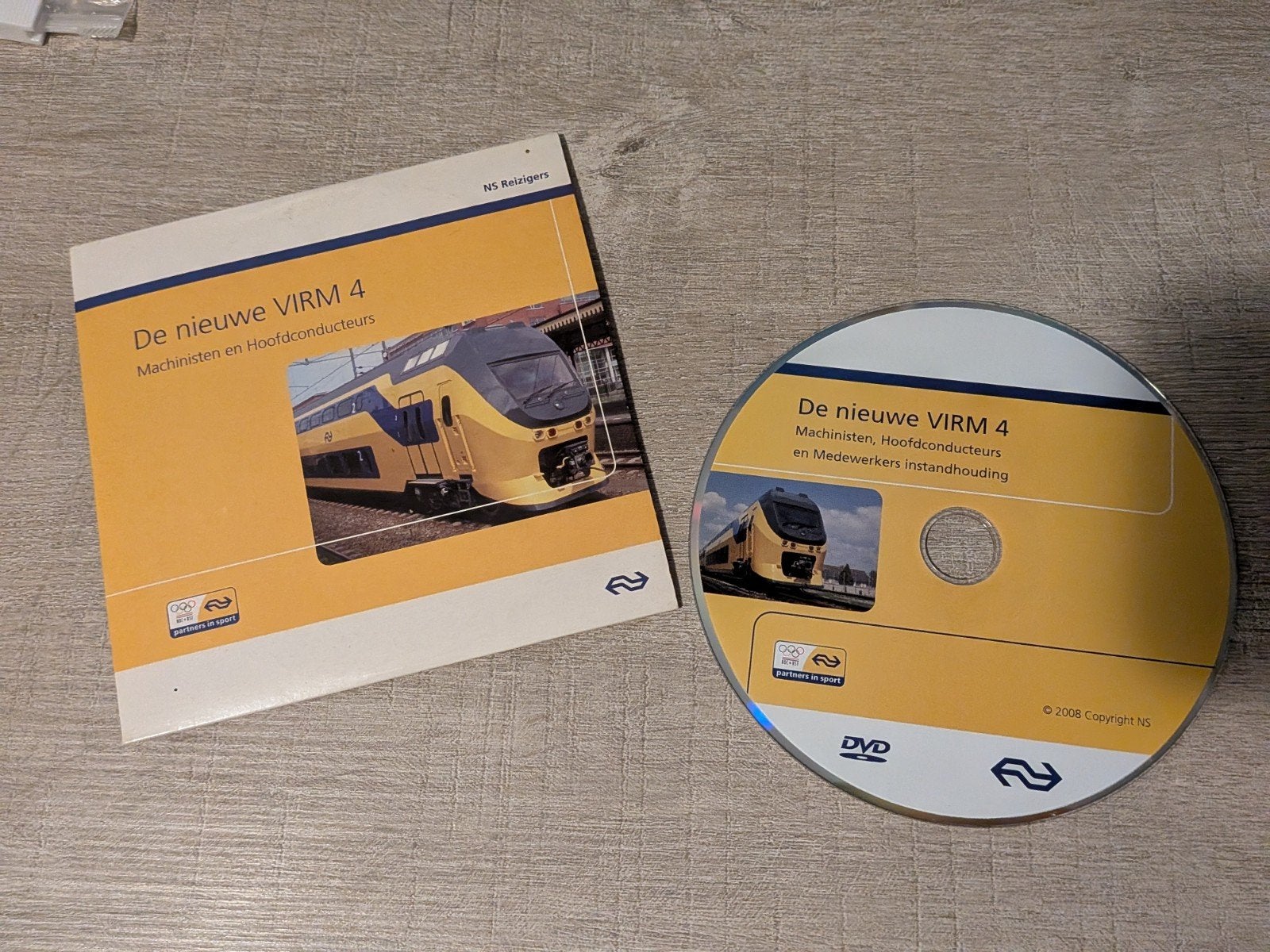 NS De nieuwe VIRM 4 DVD - Machinisten en Hoofdconducteurs, Alle leeftijden, Ophalen of Verzenden, Gebruikt, Nederlands