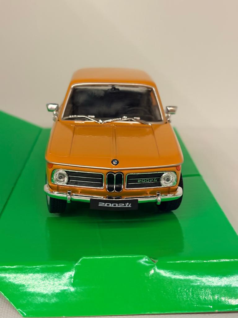 Welly NEX BMW 2002tii Schaalmodel - Nieuw in Doos, Auto, Nieuw, Ophalen of Verzenden, Welly
