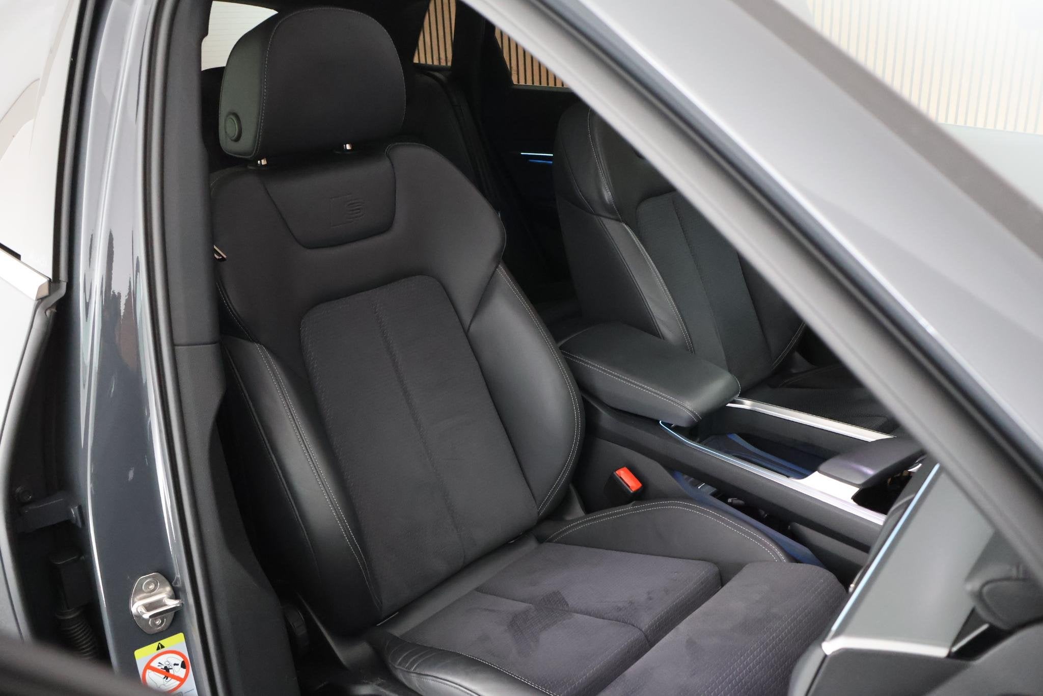 Audi Q8 e-tron 50 340pk quattro S Edition 95 kWh SOH 100% B&, Automaat, Automatische klimaatregeling, Zwart, 95 kWh