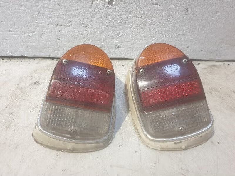 ACHTERLICHTEN SET Kever (111-945-263-e.111-945-263d.), Gebruikt, Berliner Ring 2 38440 Wolfsburg, DE, Volkswagen, Volkswagen AG