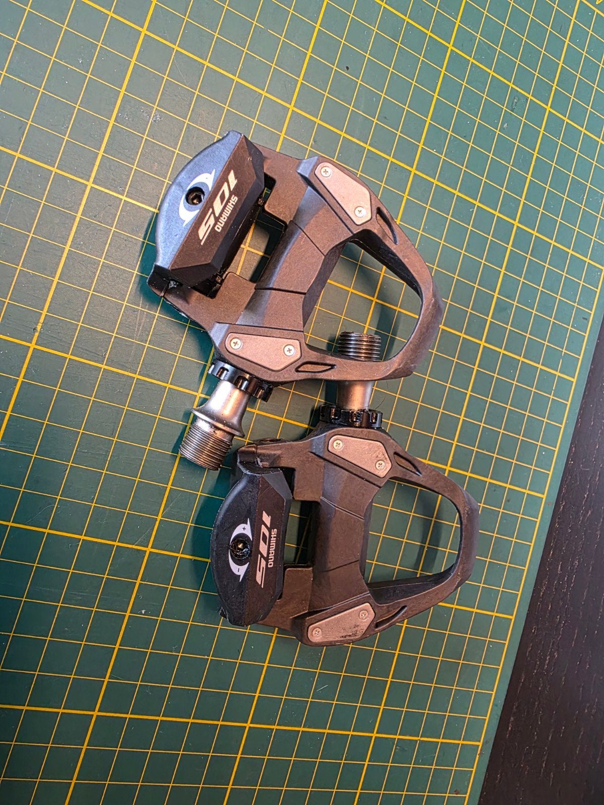 Shimano PD-R7000 racefiets pedalen - Zo goed als nieuw, Fietsen en Brommers, Fietsonderdelen, Crankstel of Pedalen, Shimano 105
