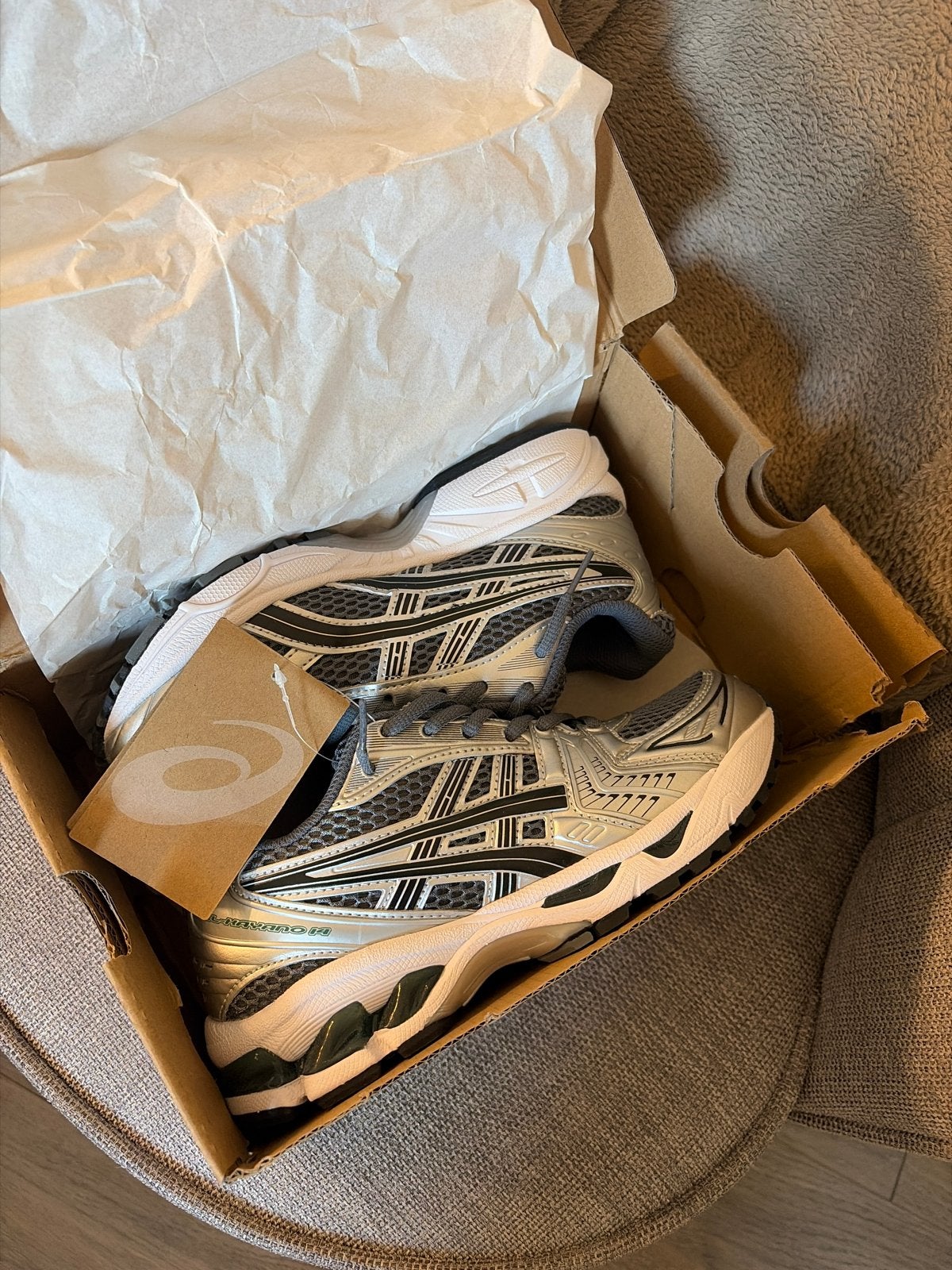 ASICS GEL KAYANO 14 Sneakers - Nieuw in doos, Ophalen of Verzenden, Nieuw, Grijs, Sneakers of Gympen