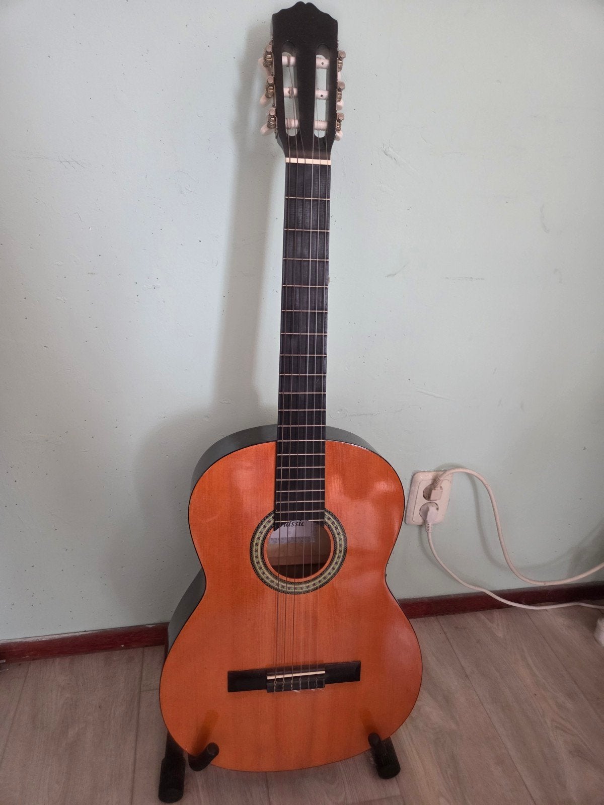 Klassieke gitaar met standaard en gitaartas, Ophalen, Gebruikt, Klassieke of Spaanse gitaar
