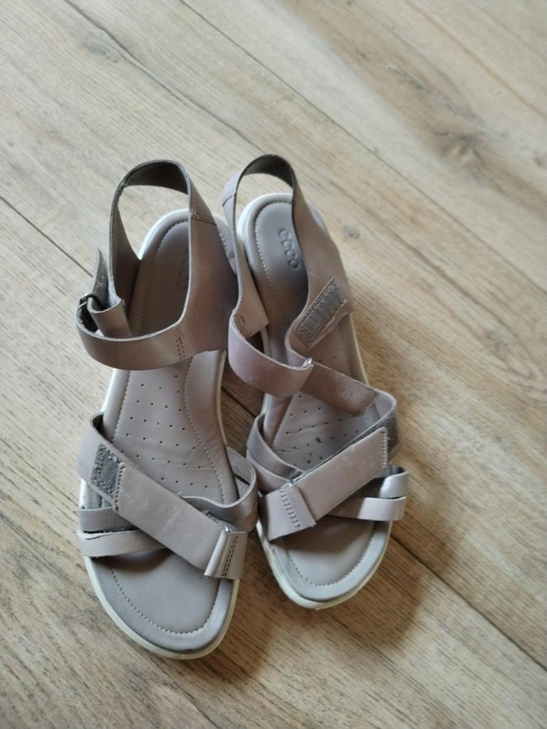 Ecco sandalen - Maat 40- Grijs, Ecco, Zo goed als nieuw, Grijs, Sandalen of Muiltjes