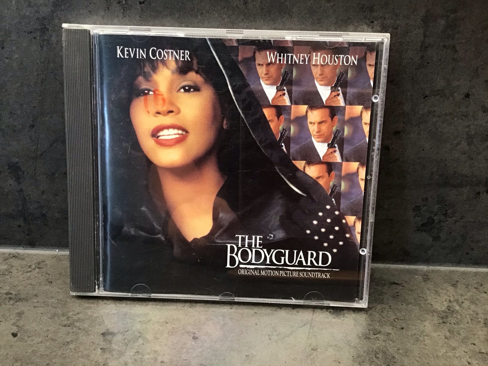 Cd whitney houston, “the bodyguard., Ophalen of Verzenden, Zo goed als nieuw