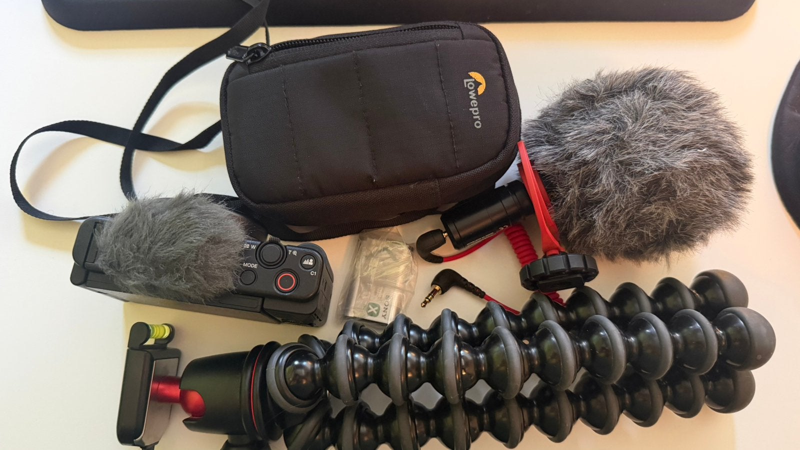Sony ZV-1 Vlog Camera + Joby GorillaPod + Accessoires, Ophalen of Verzenden, Zo goed als nieuw
